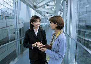 2018年の水着を販売しています